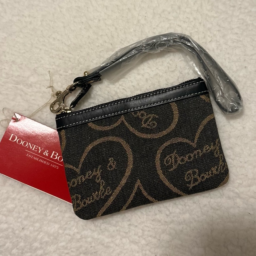 Dooney & Bourke Y2K Tan and Brown Adored Heart Wristlet-NWT IOB